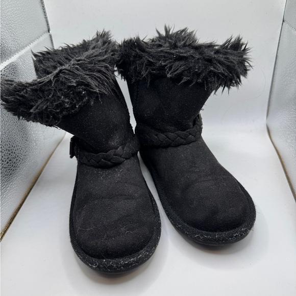The Children's Place Toddler Girl Size 11 Black Cozy Faux Fur Winter Boots - Picture 1 of 8